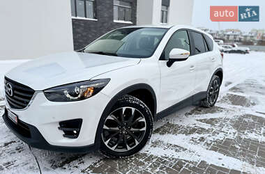 Позашляховик / Кросовер Mazda CX-5 2017 в Рівному