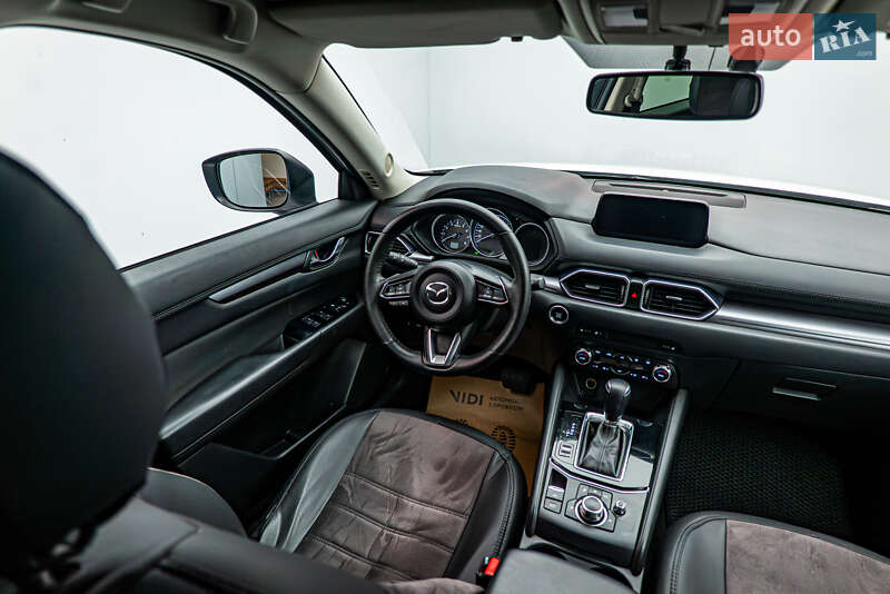 Позашляховик / Кросовер Mazda CX-5 2017 в Києві