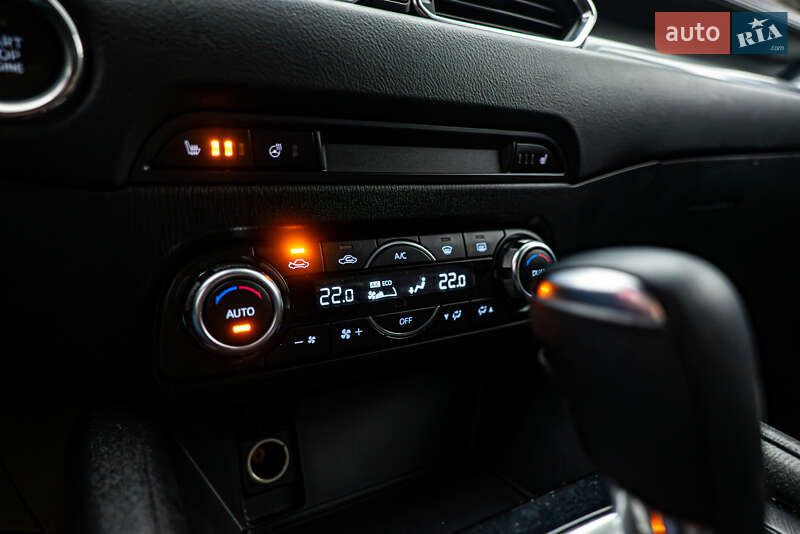 Позашляховик / Кросовер Mazda CX-5 2017 в Києві