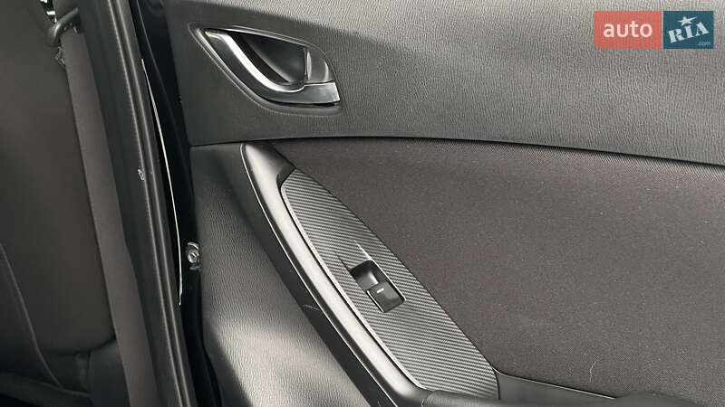 Позашляховик / Кросовер Mazda CX-5 2015 в Самборі