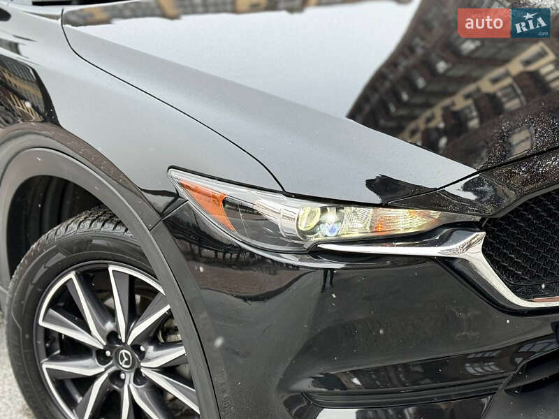 Внедорожник / Кроссовер Mazda CX-5 2017 в Киеве