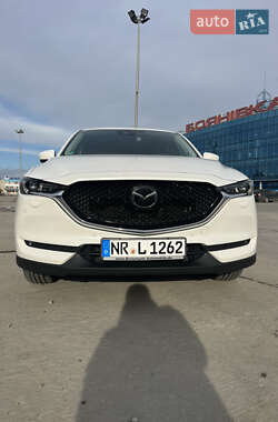 Внедорожник / Кроссовер Mazda CX-5 2017 в Черновцах