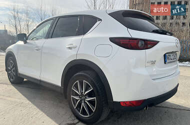 Внедорожник / Кроссовер Mazda CX-5 2017 в Черновцах