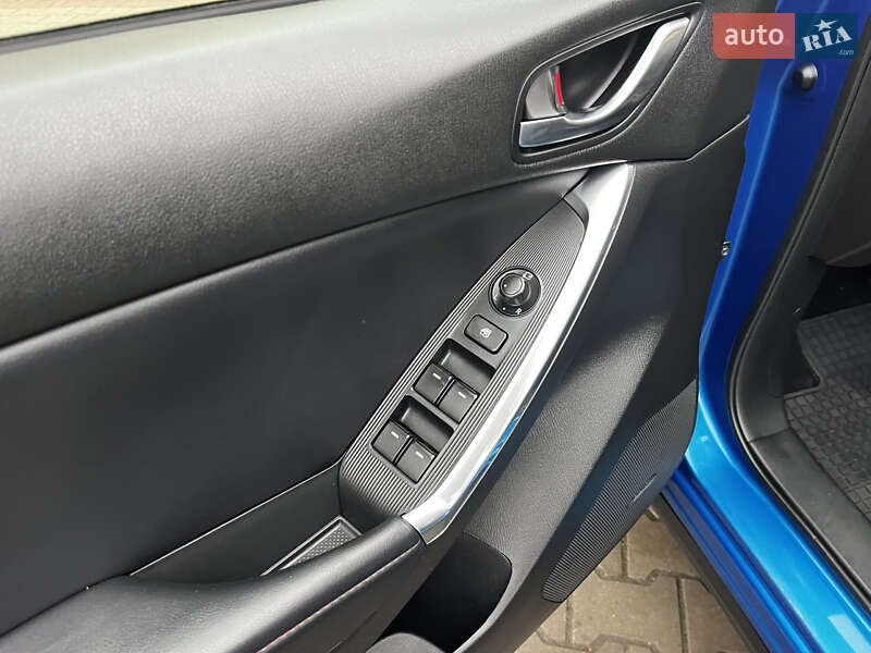 Позашляховик / Кросовер Mazda CX-5 2013 в Луцьку