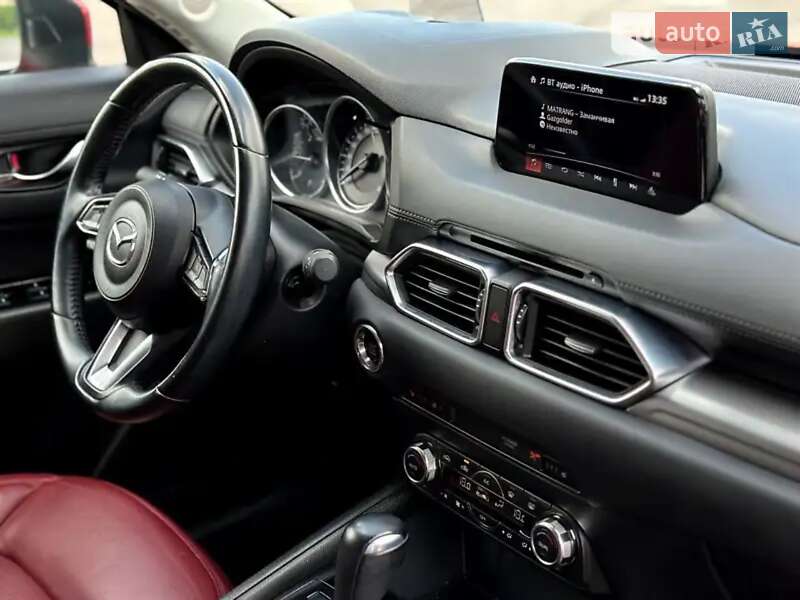 Позашляховик / Кросовер Mazda CX-5 2017 в Млиніві