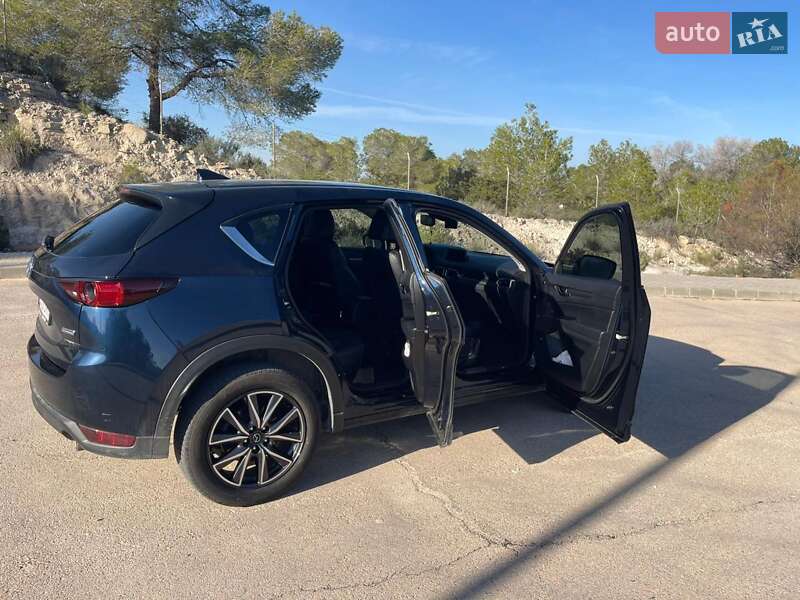 Позашляховик / Кросовер Mazda CX-5 2017 в Львові