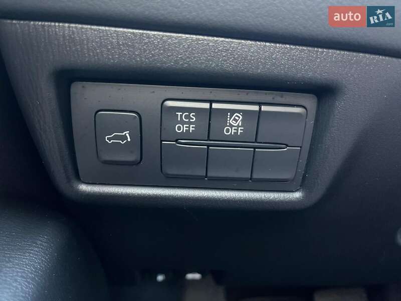 Позашляховик / Кросовер Mazda CX-5 2017 в Львові