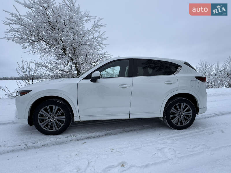 Внедорожник / Кроссовер Mazda CX-5 2024 в Киеве