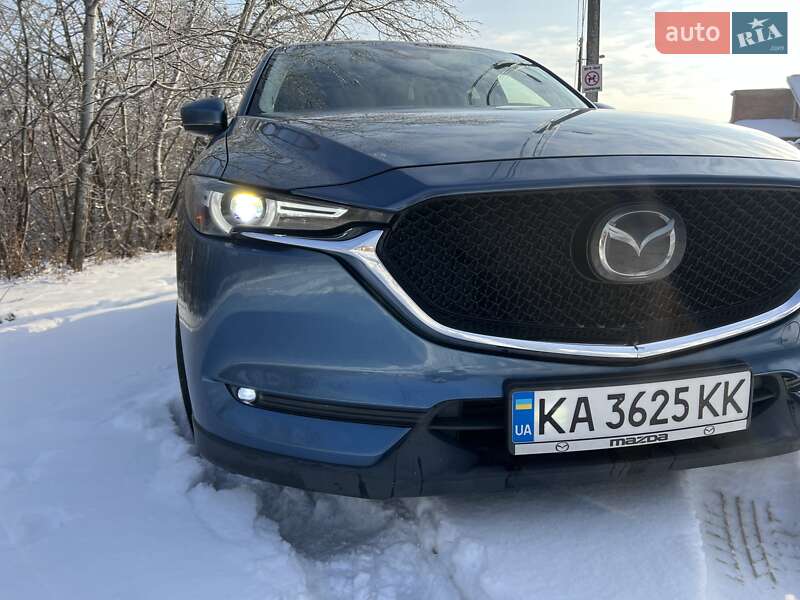 Внедорожник / Кроссовер Mazda CX-5 2017 в Киеве
