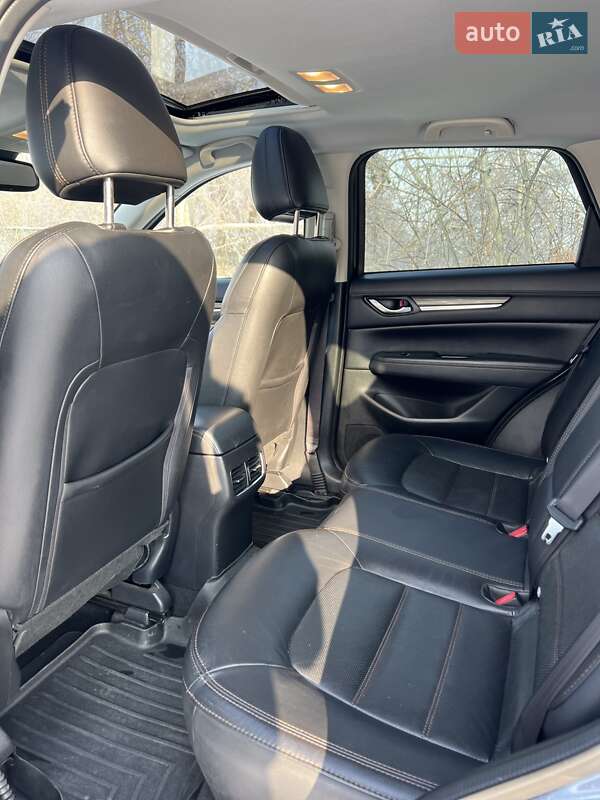 Внедорожник / Кроссовер Mazda CX-5 2017 в Киеве