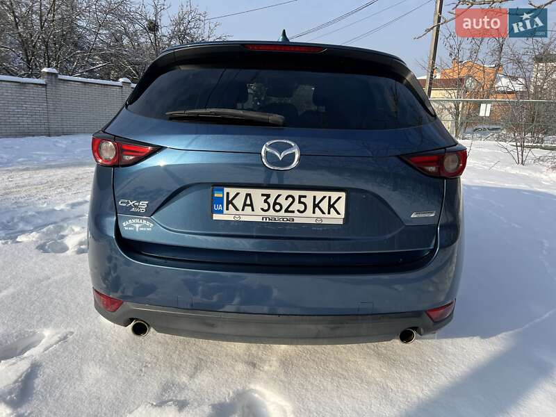 Внедорожник / Кроссовер Mazda CX-5 2017 в Киеве