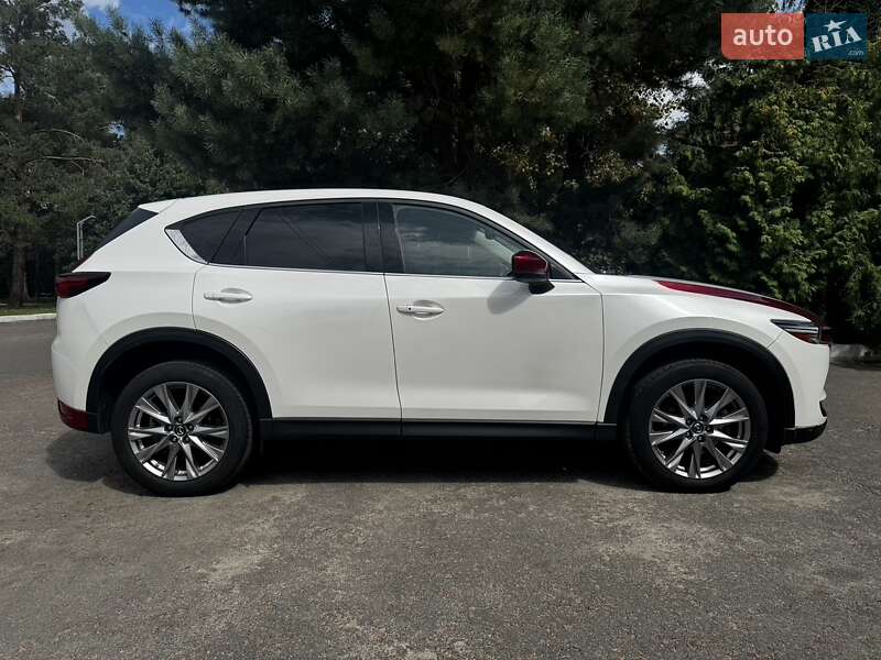 Внедорожник / Кроссовер Mazda CX-5 2019 в Киеве фото 3 Внедорожник / Кроссовер Mazda CX-5 2019 в Киеве