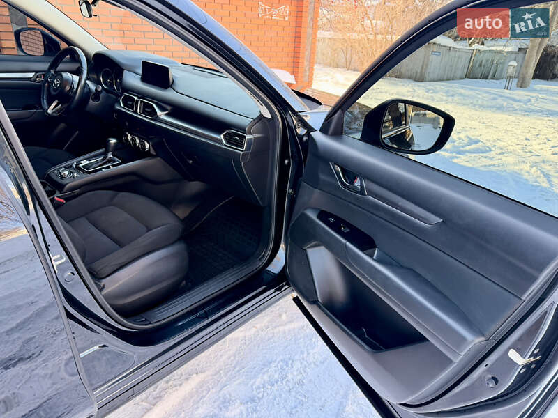 Внедорожник / Кроссовер Mazda CX-5 2018 в Киеве