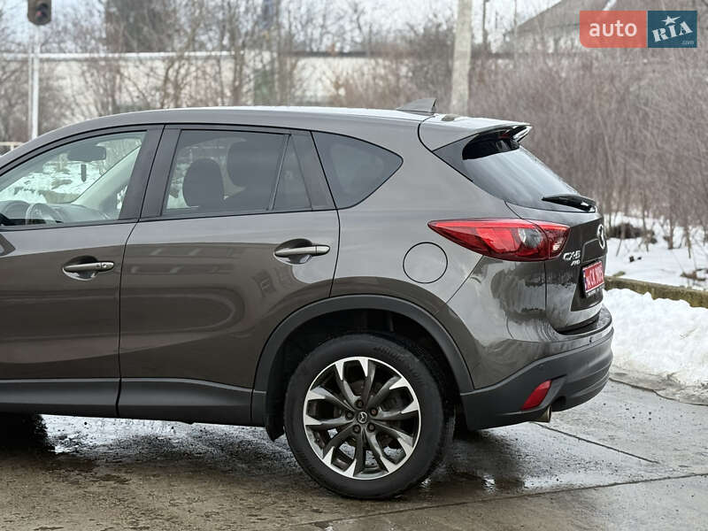 Внедорожник / Кроссовер Mazda CX-5 2016 в Стрые