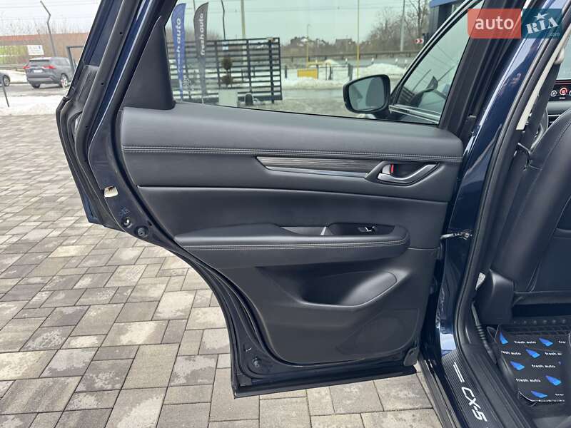 Внедорожник / Кроссовер Mazda CX-5 2017 в Ровно фото 27 Внедорожник / Кроссовер Mazda CX-5 2017 в Ровно