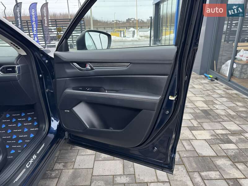 Внедорожник / Кроссовер Mazda CX-5 2017 в Ровно фото 36 Внедорожник / Кроссовер Mazda CX-5 2017 в Ровно