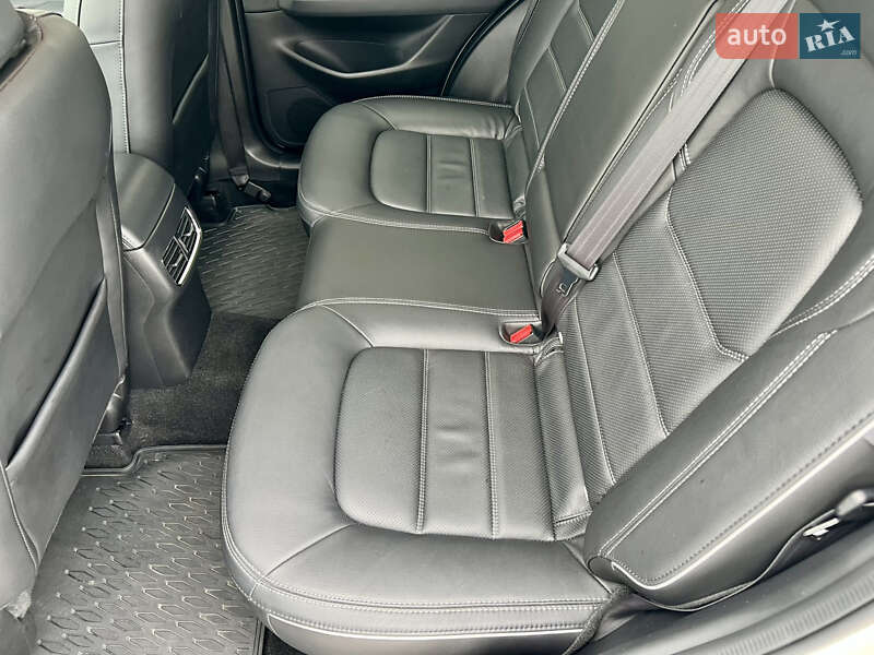 Внедорожник / Кроссовер Mazda CX-5 2025 в Киеве