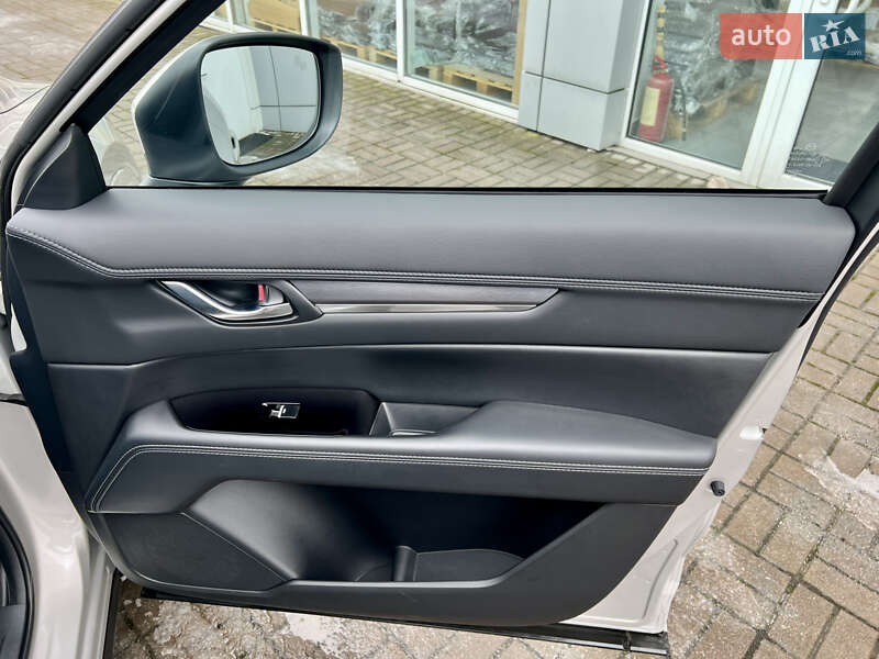 Внедорожник / Кроссовер Mazda CX-5 2025 в Киеве
