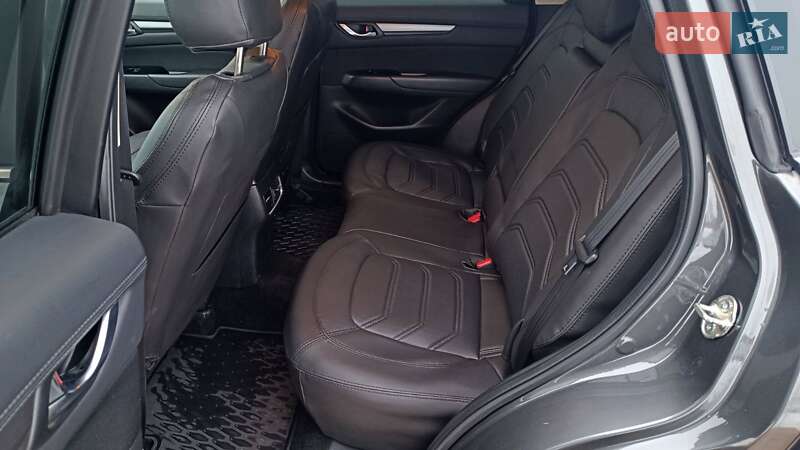 Внедорожник / Кроссовер Mazda CX-5 2019 в Киеве