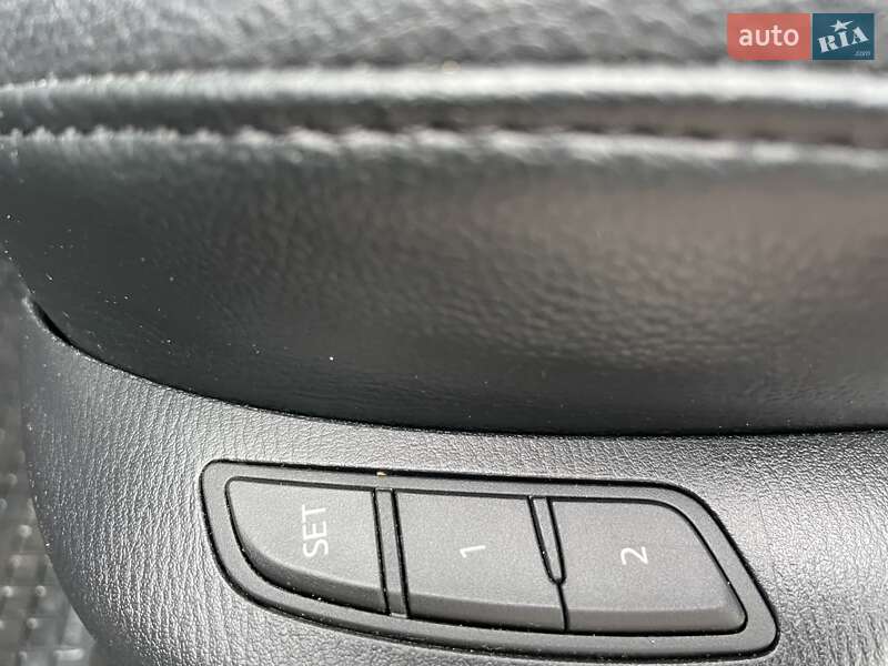 Внедорожник / Кроссовер Mazda CX-5 2014 в Ровно