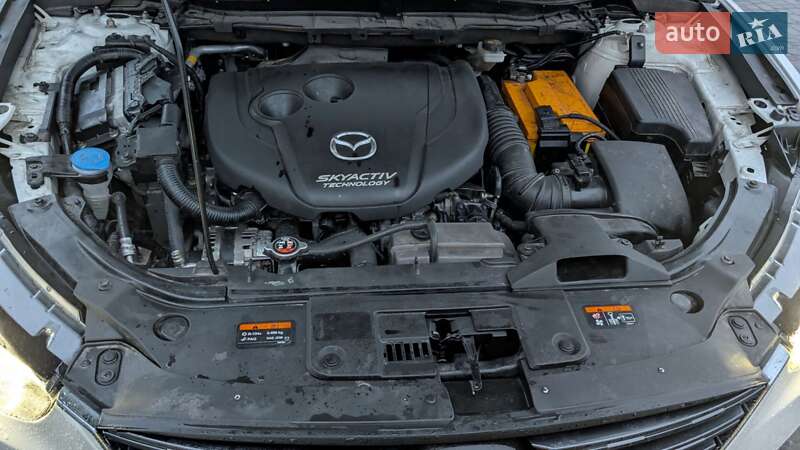 Внедорожник / Кроссовер Mazda CX-5 2015 в Гайсине