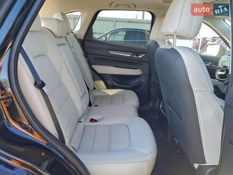 Внедорожник / Кроссовер Mazda CX-5 2023 в Львове
