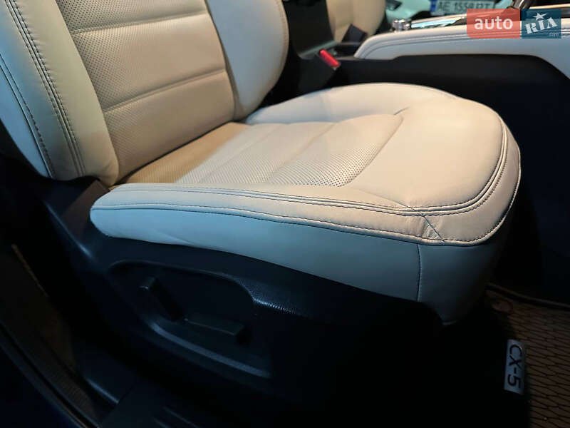 Позашляховик / Кросовер Mazda CX-5 2022 в Дніпрі