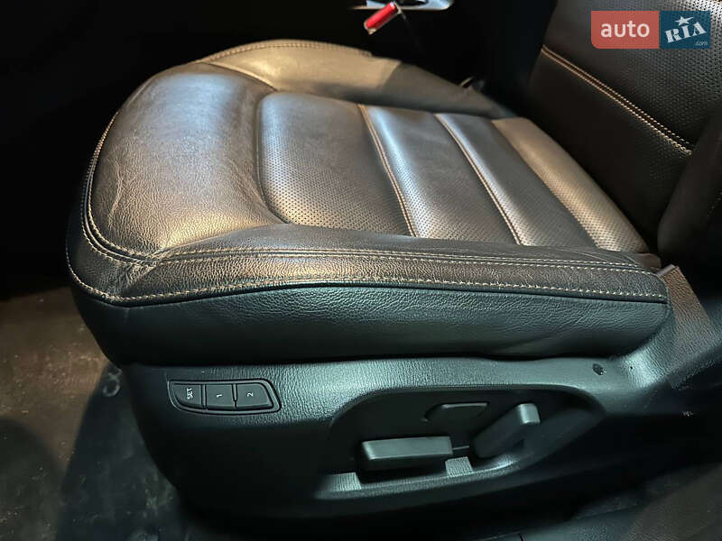 Внедорожник / Кроссовер Mazda CX-5 2023 в Днепре