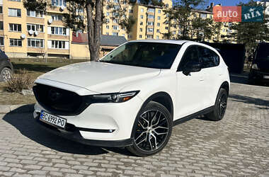 Позашляховик / Кросовер Mazda CX-5 2017 в Новояворівську