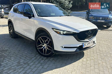 Позашляховик / Кросовер Mazda CX-5 2017 в Новояворівську
