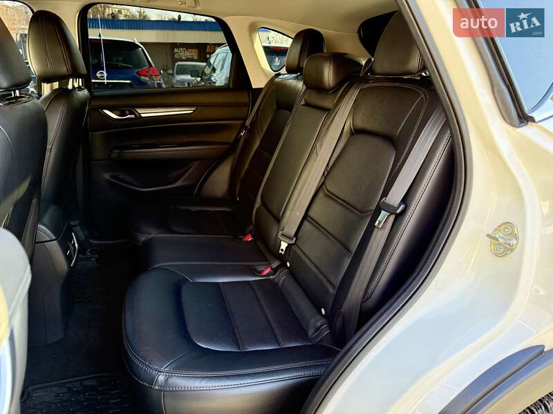 Внедорожник / Кроссовер Mazda CX-5 2017 в Харькове