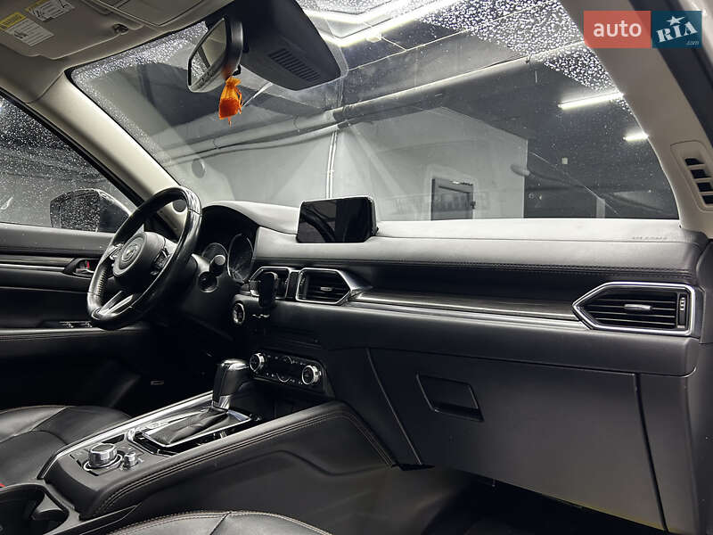 Внедорожник / Кроссовер Mazda CX-5 2018 в Черновцах