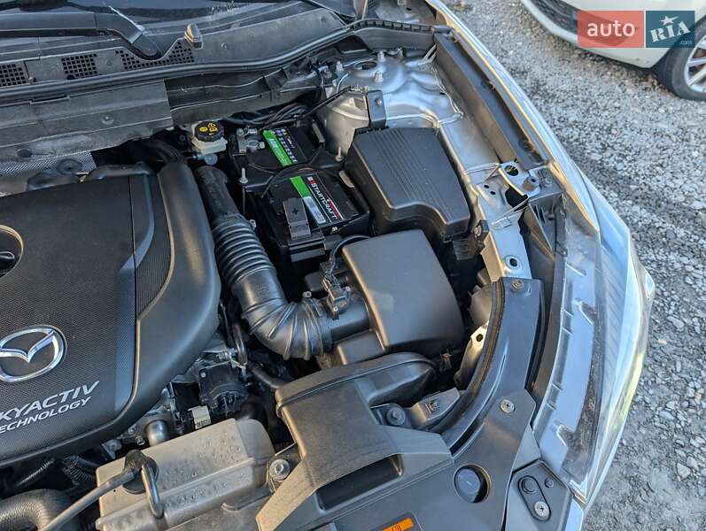 Позашляховик / Кросовер Mazda CX-5 2016 в Рівному