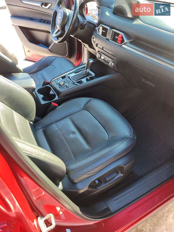 Внедорожник / Кроссовер Mazda CX-5 2017 в Коростене