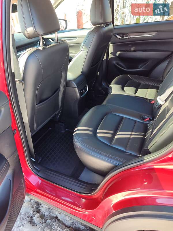 Внедорожник / Кроссовер Mazda CX-5 2017 в Коростене