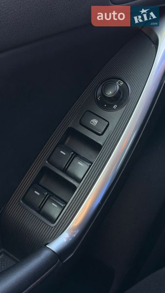 Позашляховик / Кросовер Mazda CX-5 2013 в Нововолинську