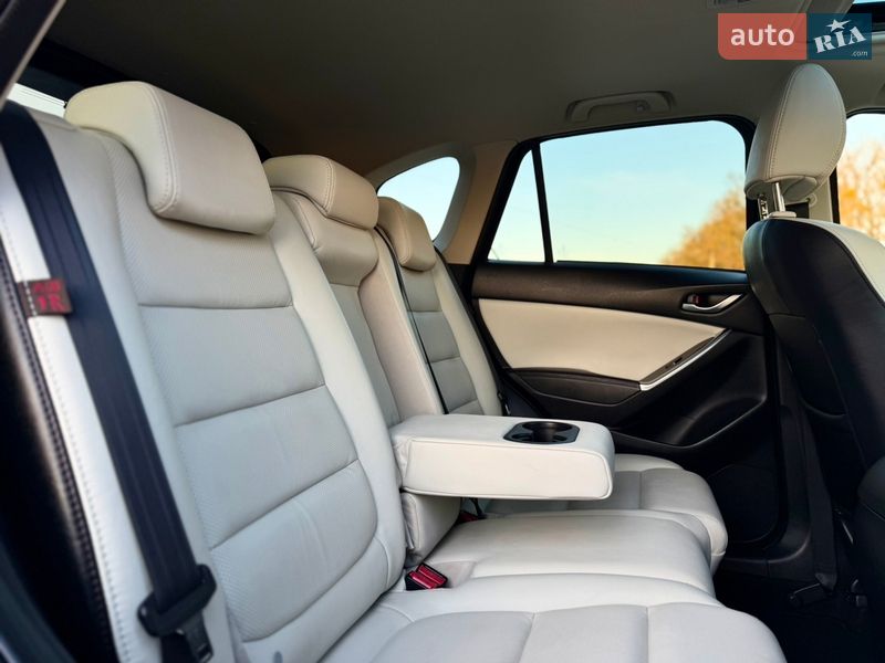Внедорожник / Кроссовер Mazda CX-5 2015 в Луцке