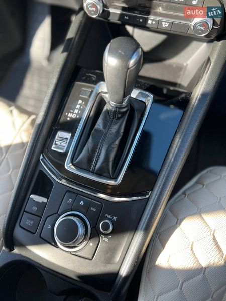 Внедорожник / Кроссовер Mazda CX-5 2019 в Сарнах