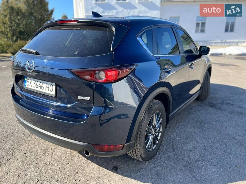 Внедорожник / Кроссовер Mazda CX-5 2019 в Сарнах