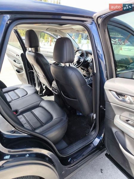 Внедорожник / Кроссовер Mazda CX-5 2019 в Буковеле