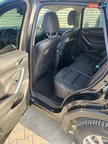 Внедорожник / Кроссовер Mazda CX-5 2016 в Черновцах