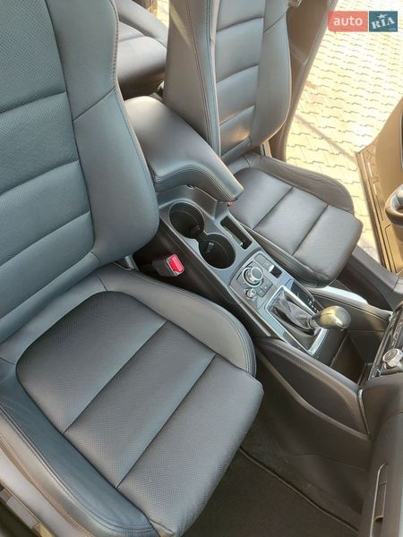 Внедорожник / Кроссовер Mazda CX-5 2016 в Черновцах