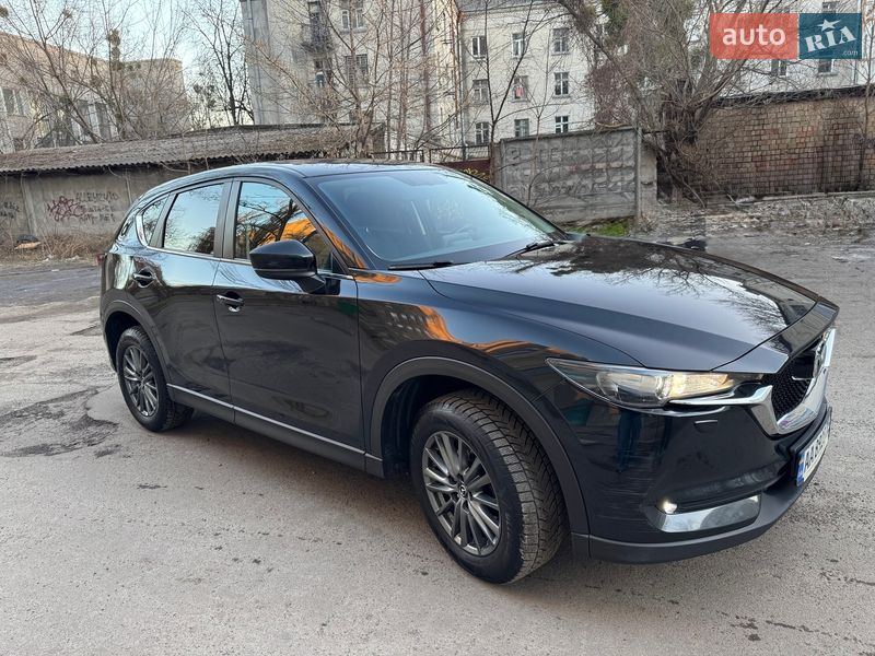 Внедорожник / Кроссовер Mazda CX-5 2017 в Киеве