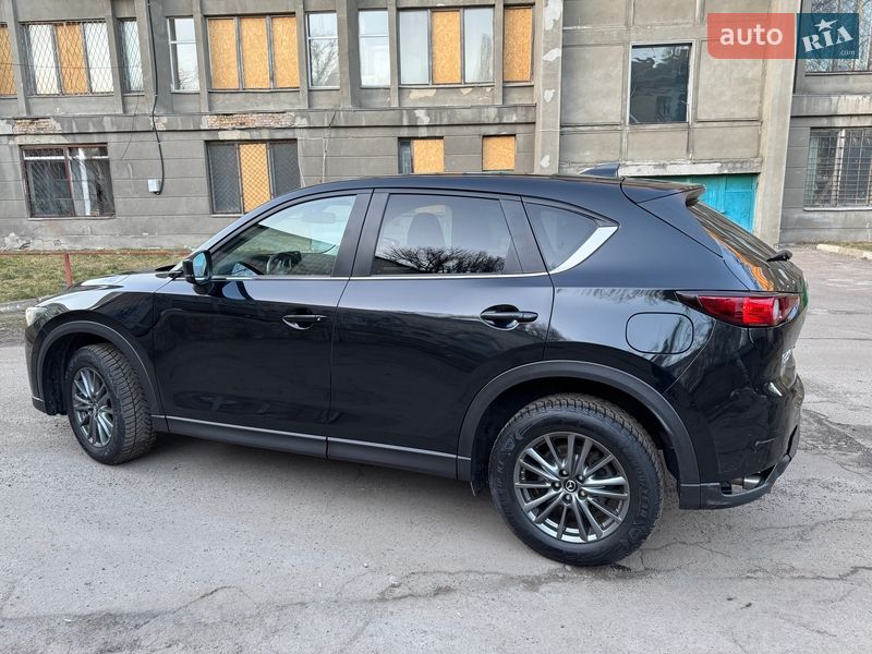 Внедорожник / Кроссовер Mazda CX-5 2017 в Киеве