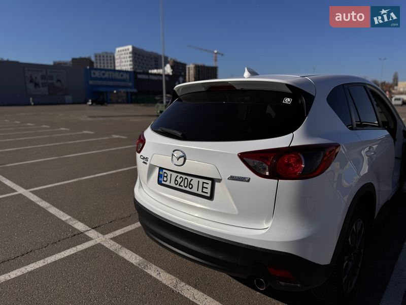 Внедорожник / Кроссовер Mazda CX-5 2016 в Буче