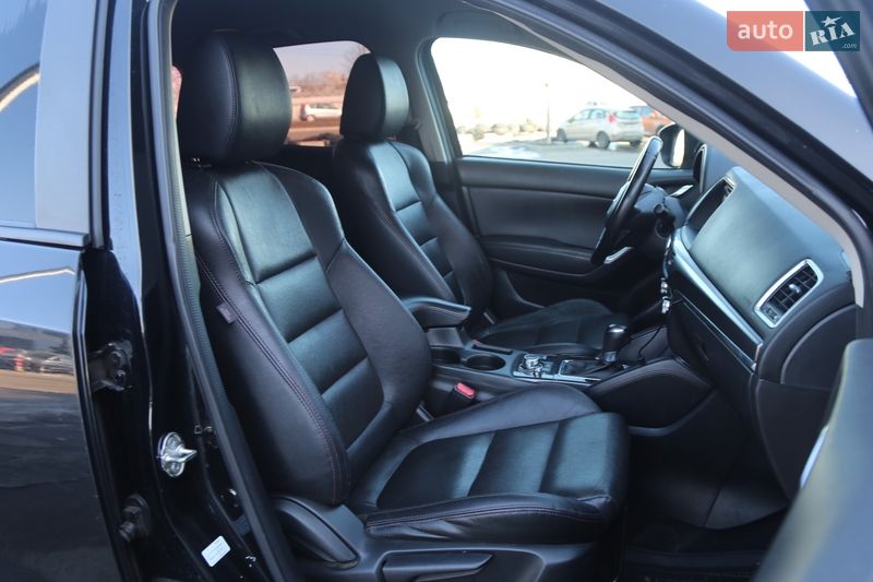 Внедорожник / Кроссовер Mazda CX-5 2016 в Киеве