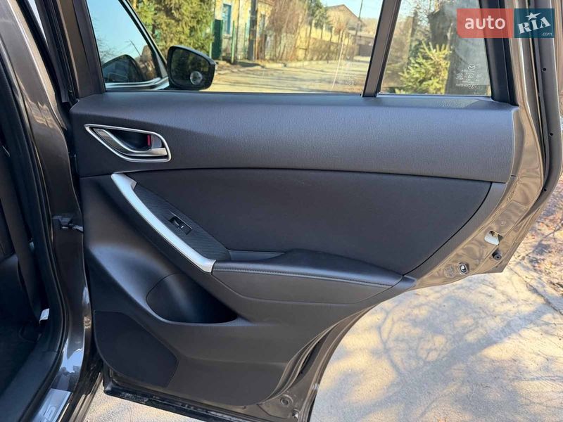 Внедорожник / Кроссовер Mazda CX-5 2015 в Киеве