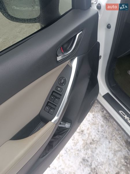 Позашляховик / Кросовер Mazda CX-5 2014 в Обухові