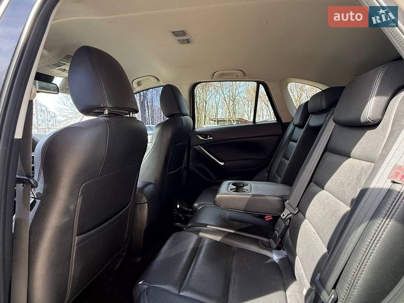 Внедорожник / Кроссовер Mazda CX-5 2016 в Харькове