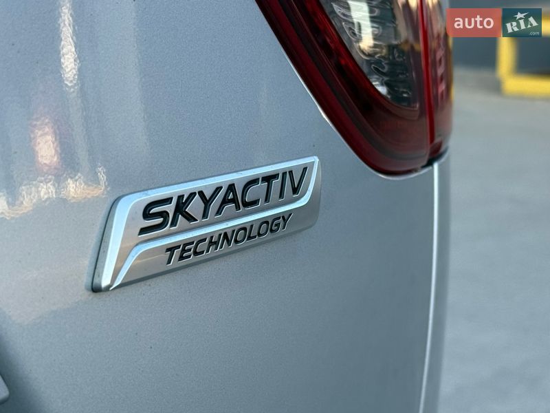 Внедорожник / Кроссовер Mazda CX-5 2016 в Ровно